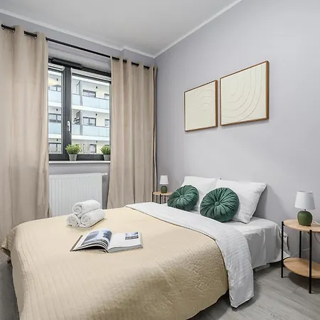 Lumina 3-room Near The Train Station *