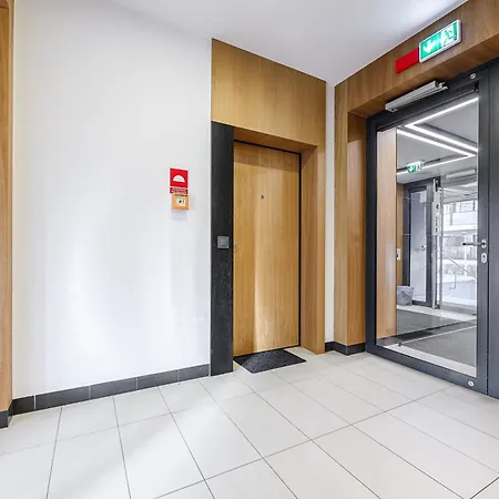 公寓 Lumina 3-room Near The Train Station