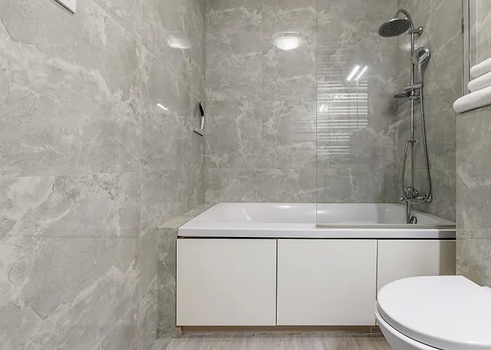 Lumina 3-room Near The Train Station Lejlighed *