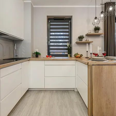 דירה Lumina I 3-Room Apartment With Balcony I Parking I Near The Train Station ורשה