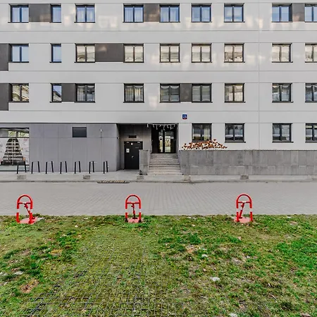 Lumina I 3-Room Apartment With Balcony I Parking I Near The Train Station דירה