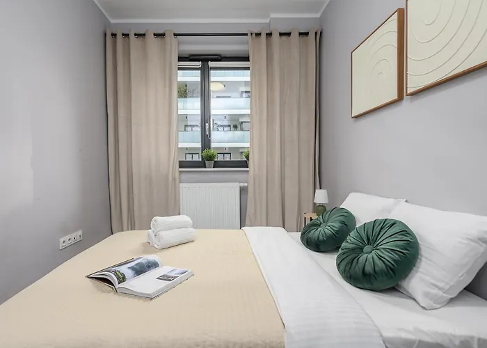 Lumina 3-room Near The Train Station * ワルシャワ