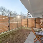 Lumina 3-room Near The Train Station Lejlighed Warszawa